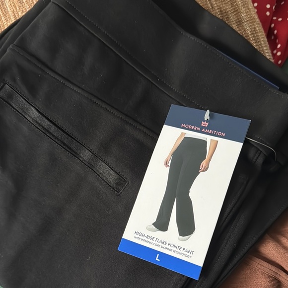 Black Wide-Leg Pants - Picture 3 of 3